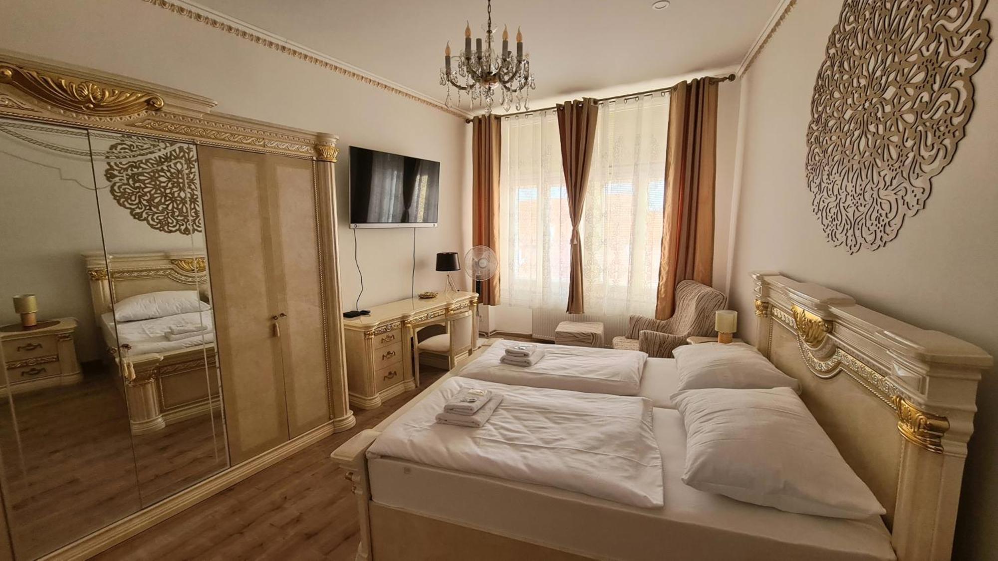 Hotel Union Louny Habitación foto